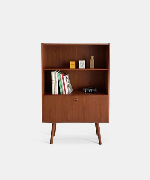 100032. 60's danish teak bookshelf