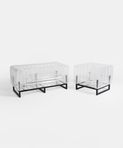 100020. YOMI Sofa Transparent