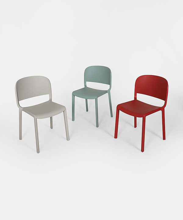 100158. Pedrali Dome Chair