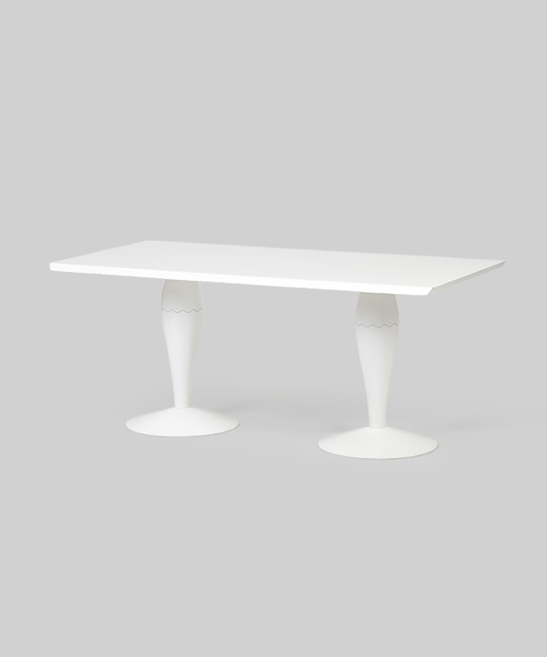 101339. [Kartell] 테이블